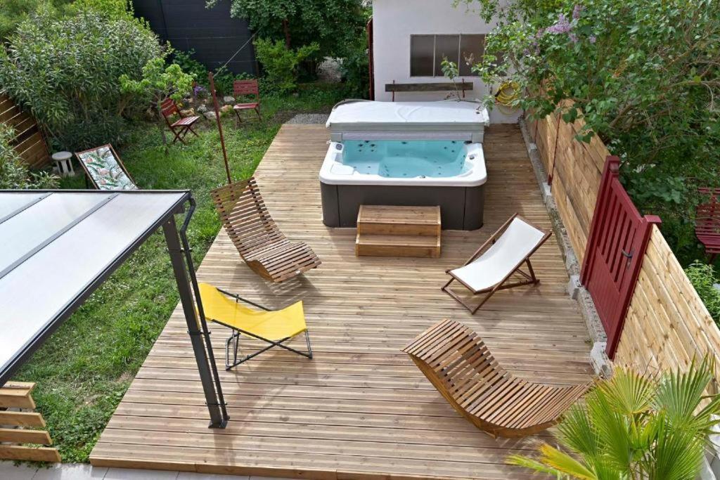 Chez Odette - Spa, Plancha, Parking Αλμπί Εξωτερικό φωτογραφία